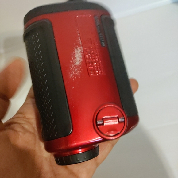 BUSHNELL TOUR V2 RANGEFINDER With  carrying case - Picture 4 of 8